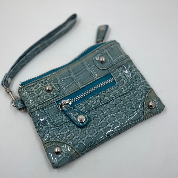 Handbags - Turquoise Wristlet with Detachable Strap